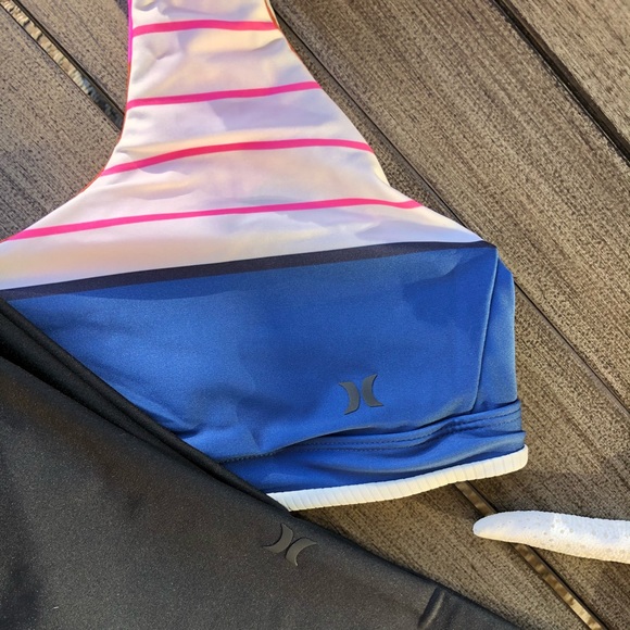 🌴🔆HURLEY- REVERSIBLE MRITIME BIKINI SET🔆🌴 - Picture 13 of 15